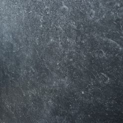 Natuursteenlook Tegel 60×60 Belgisch Hardsteenlook Mat Zwart Pietra Blue Closeup
