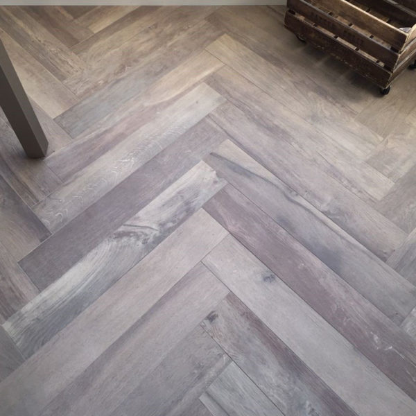 Visgraat 90×15 Kronos Woodside Oak Eiken Bruin