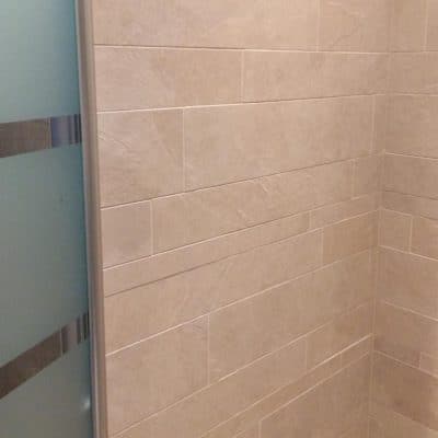Leisteenlook Marmerlook Tegelstroken Badkamer