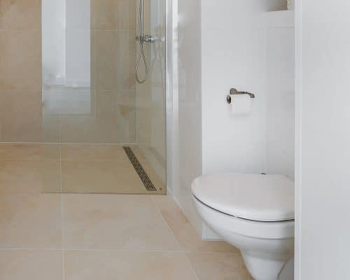 Beige Leisteenlook Tegels in de Badkamer
