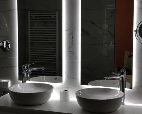 Marmerlook Tegels in Badkamer