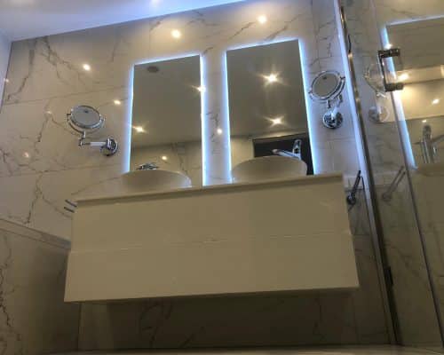 Marmerlook Tegels in Badkamer