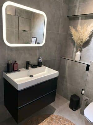 60x60 Warm Grijze Betonlook Tegels Douche