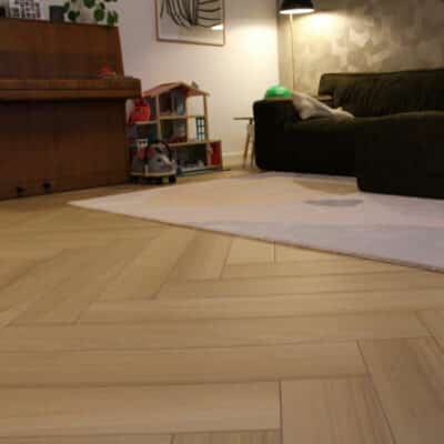 Visgraat houtlook tegels woning