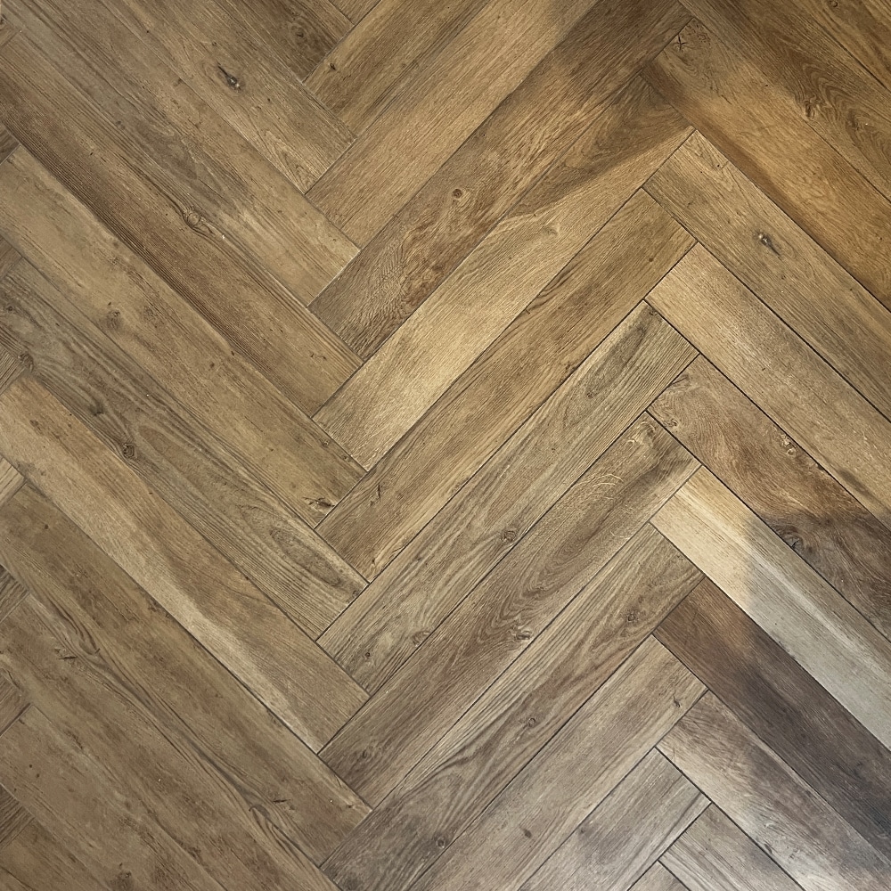 Keramisch Parket - Visgraat Houtlook Tegels 90x15 Eiken Bruin Oak