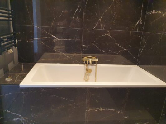Marmerlook Tegels Zwart Wit Badkamer