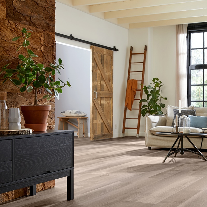 PVC – mFLOR Broad Leaf Smoky Sycamore 121,92×18,42 Bruin