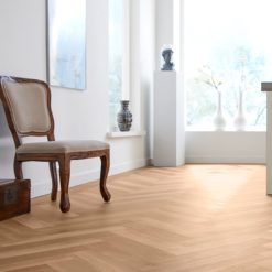 Alternative view of mFLOR Parva Plus Broad Leaf Visgraat Pure Sycamore 40822 60,96x11,43 Beige