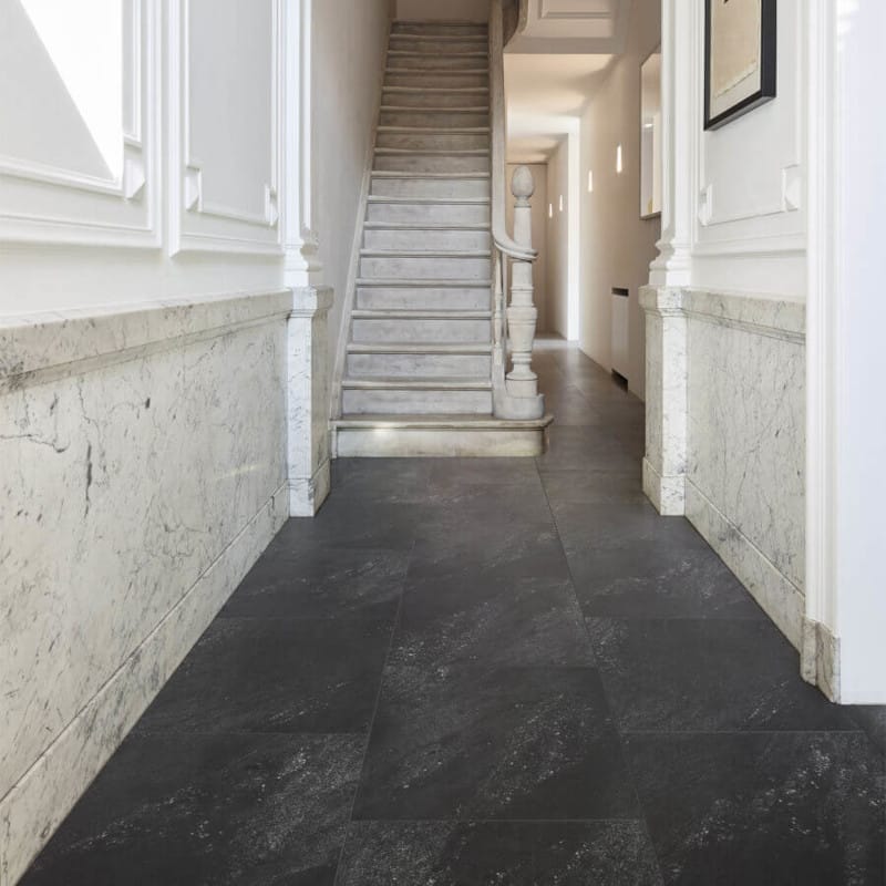 PVC – COREtec Essentials Tile Vela 54 61×45,7 Zwart