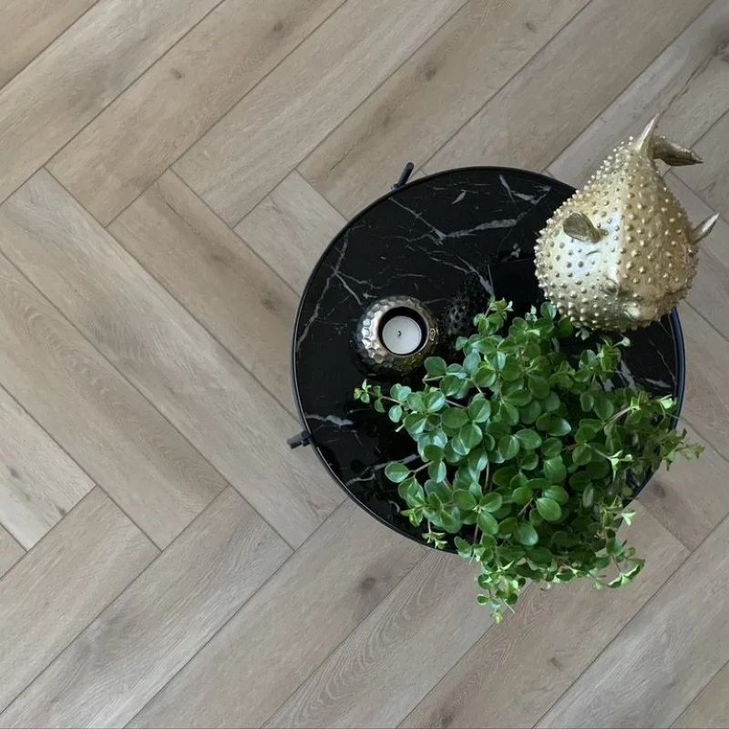Gelasta Callisto Visgraat Natural Oak Light Lichtbruin 14,6×73 – Plak PVC