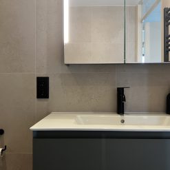 Badkamer porto rotondo creme keramische tegels