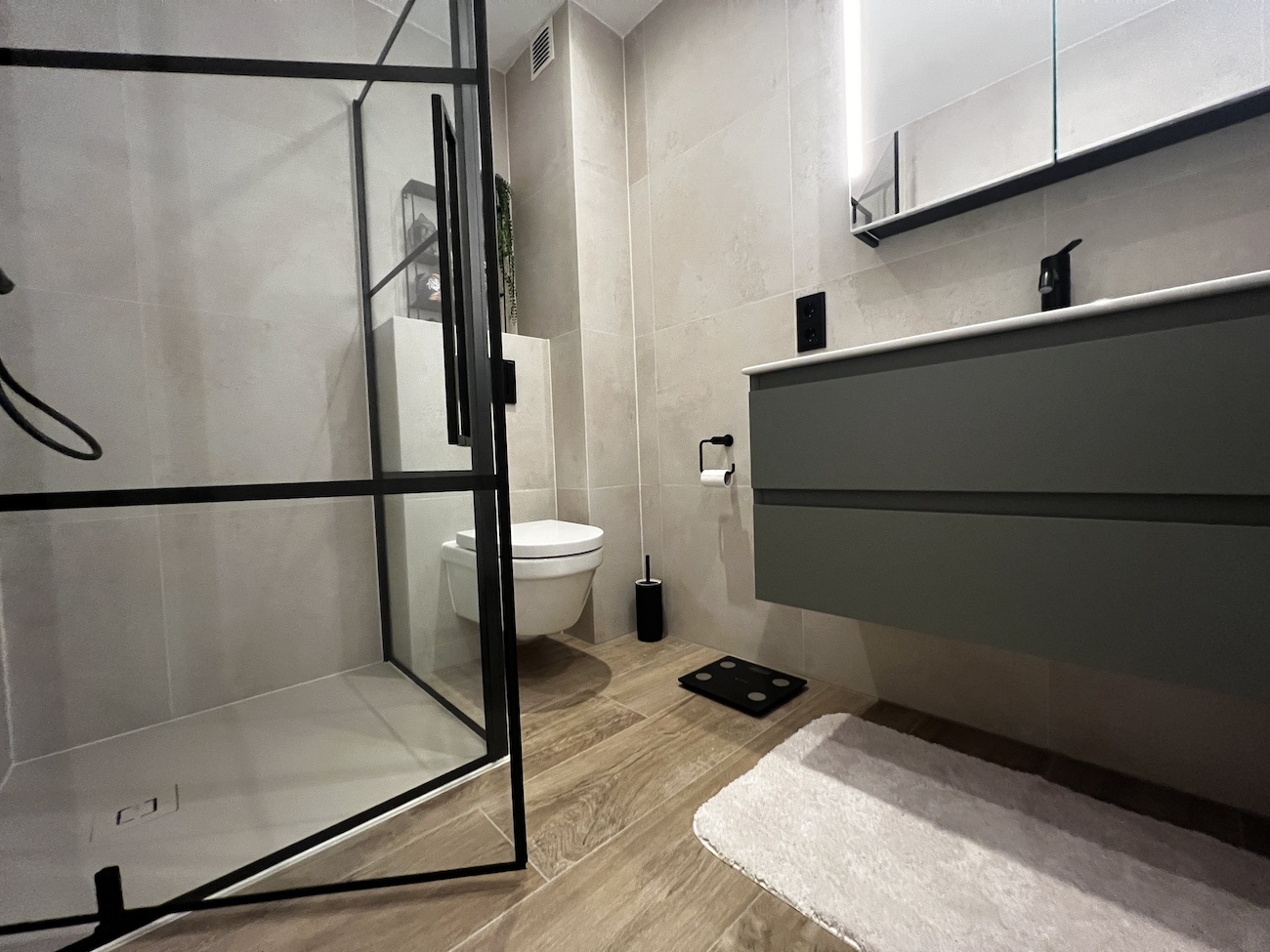 Badkamer tegels creme tijdloos