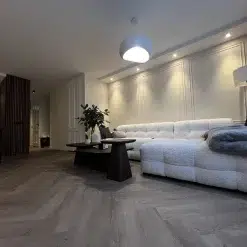 Woonkamer belakos visgraat pvc