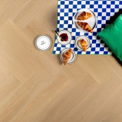 Alternative view of Douwes Dekker Ambitieus Brede Visgraat Croissant 76,2x15,24  Beige