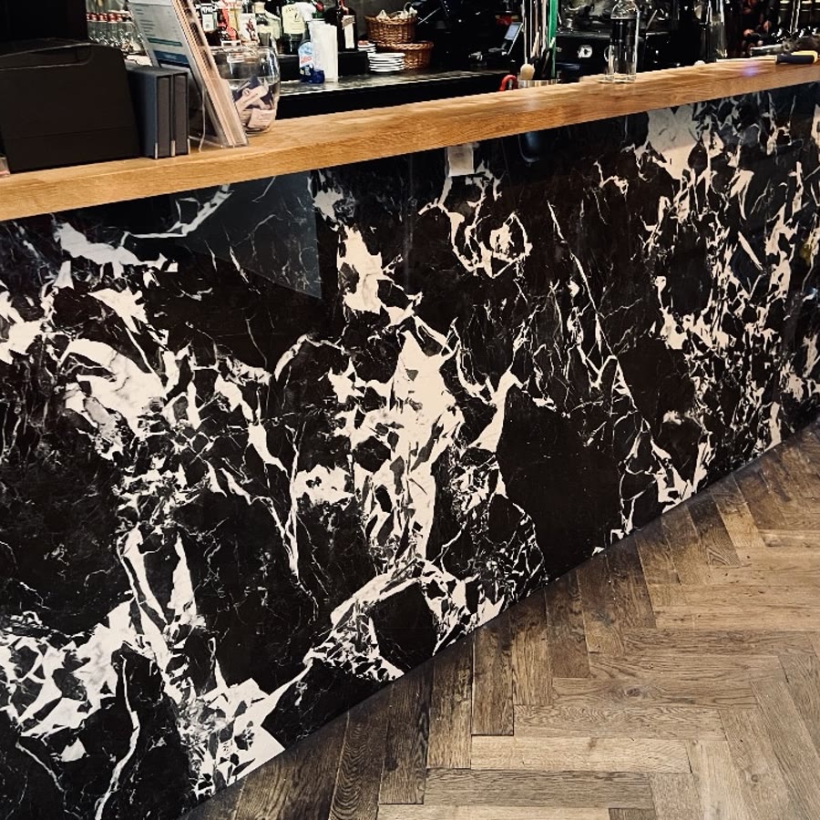 Project: Bar met marmerlook slabs